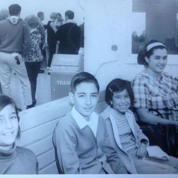 Meet your Posher, Nana - Picture 1 of 1